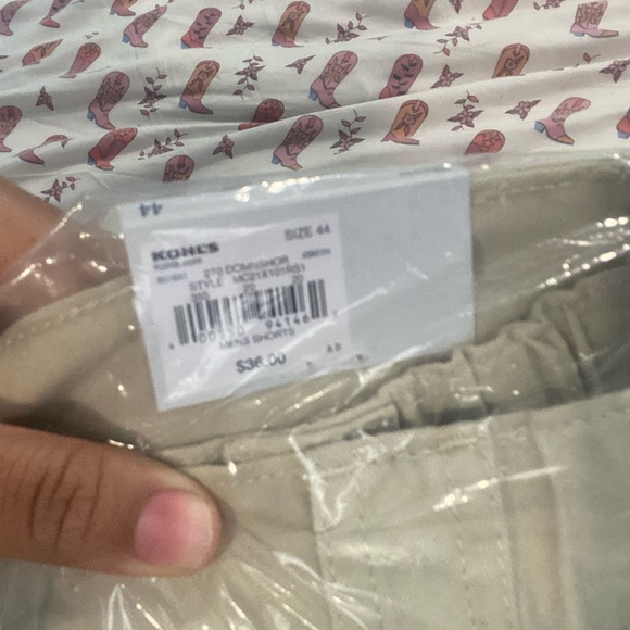 NWT Craft & Borrow Men’s Casual Tan Cargo Shorts - Picture 6 of 7